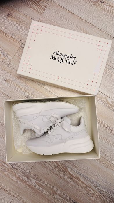 Adidasi alexander mcqueen runner