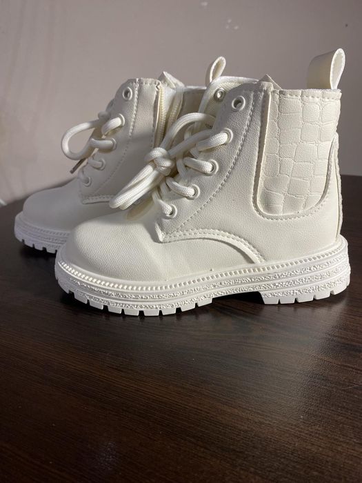 Детски ботуши за момиче