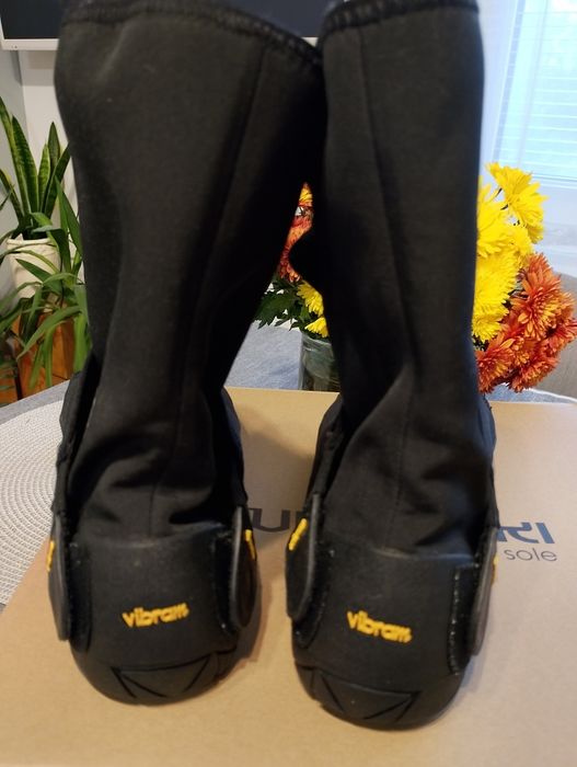 Vibram Furoshiki топли ботуши боси