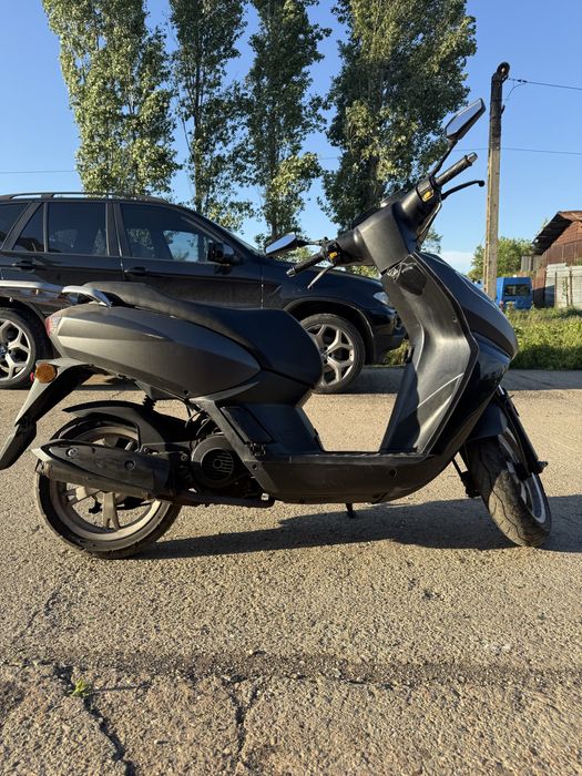 Peugeot Kisbee 25 km