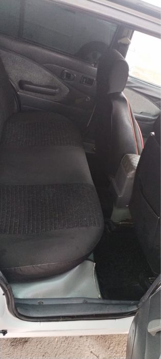 Nexia 1 sotiladi yili 2008 holati yaxshi xarajati yo’q radnoy kraska,