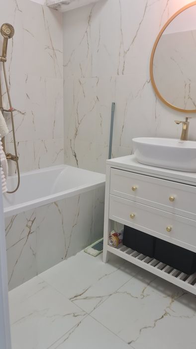 Apartament 3 camere zona Terra