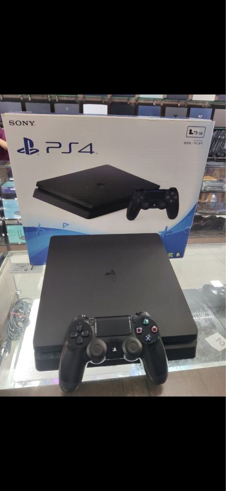 Продам playstation 4 pro slim 50 top igr гарантия все есть