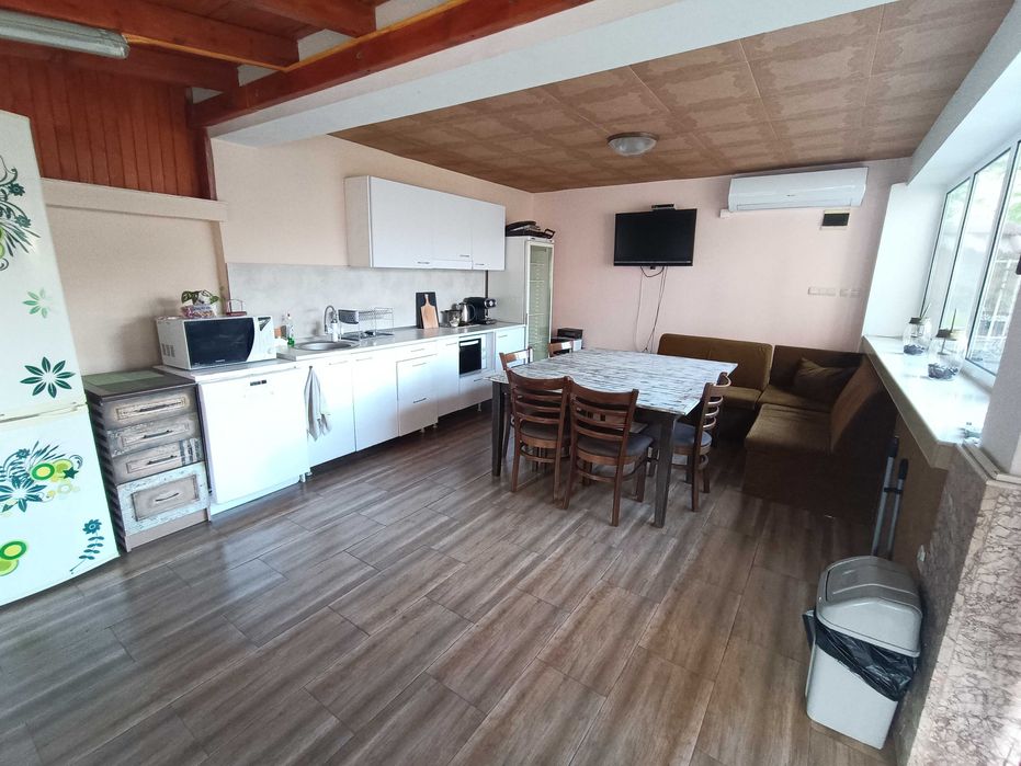 Работеща къща за гости в ТОП център на Велинград