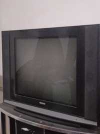 Eski televizor bor