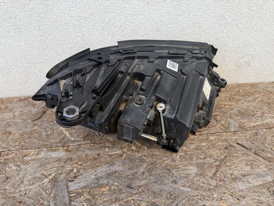 Far stanga Mercedes E Class W213 LED High Performance Original Europa