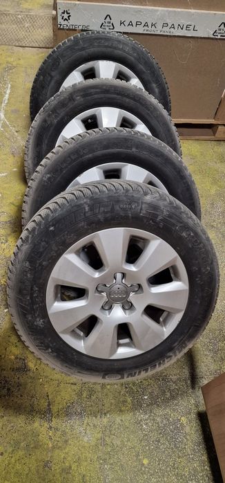 Jante audi r 16 cu anvelope iarna 225 60 r16