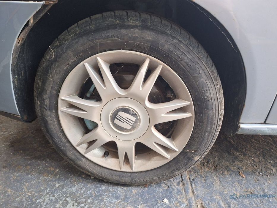 Jante din aliaj 5x100 cu cauciucuri 185/60 R15 SEAT CORDOBA III 6L2 2002 - 2009 6L0601025A
