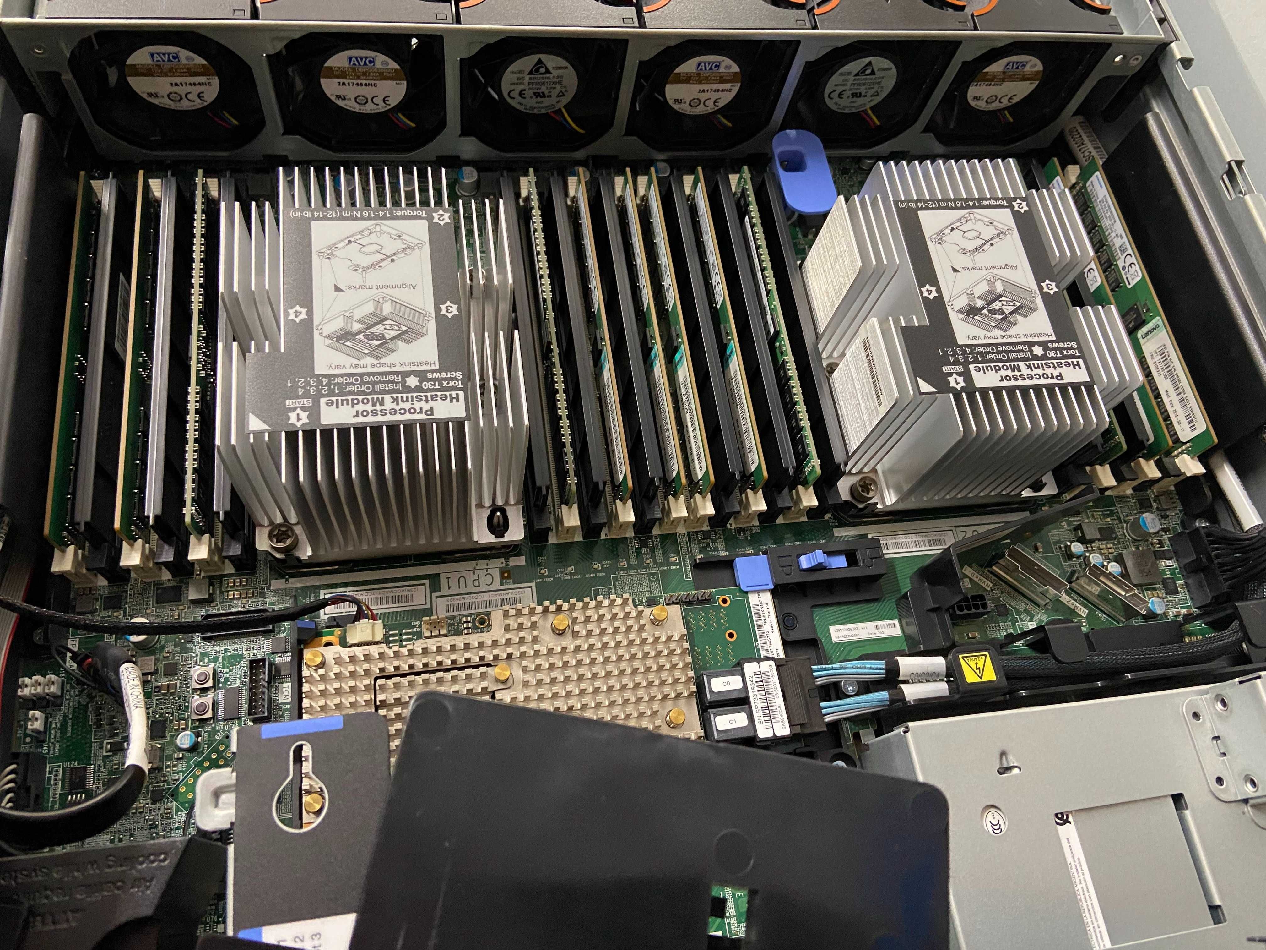 Сървър Lenovo SR650 2*Xeon Gold 6138 40c, 128GB DDR4, RAID 930-8i