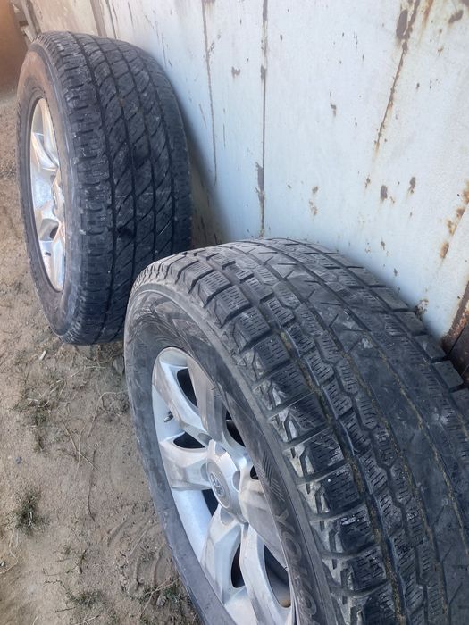 Продаётся автошина с дисками 265/65 р 17