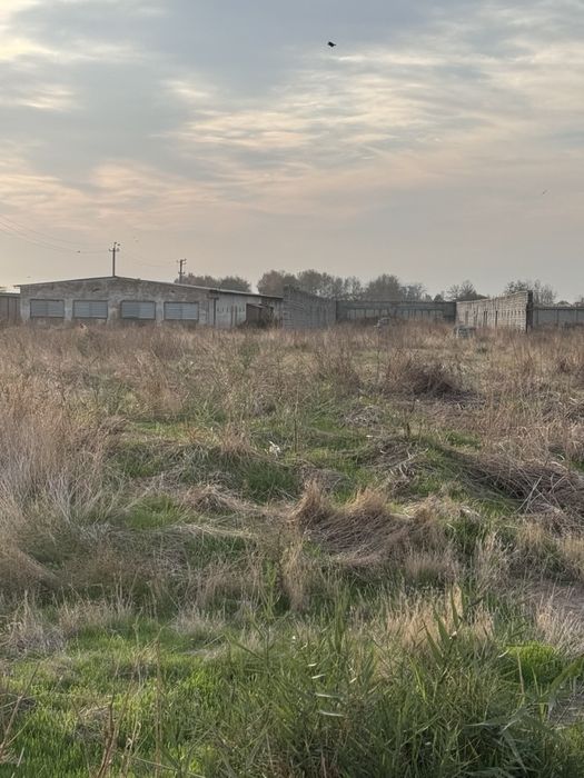 Земельный УЧАСТОК  2,4 ГА в Сергели махалля, СУРУМ нежилой фонд