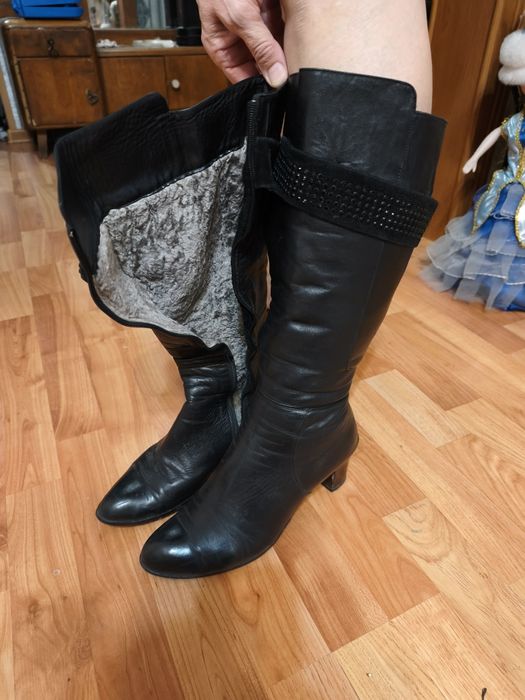 Сапоги зимние,кожаные.