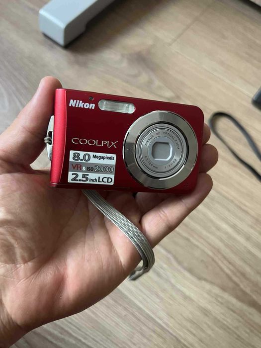 Nikon Coolpix S210 Aparat foto camera video cu incarcator si card+husa