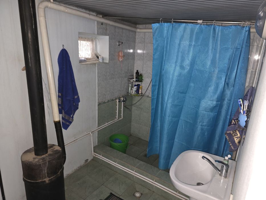 Шошилинч Тошкент вилояти Янгийўл туманида арзон ховли сотилади