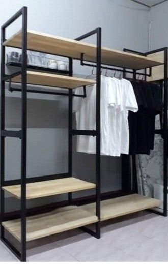 Lof istilida metalchski mebil