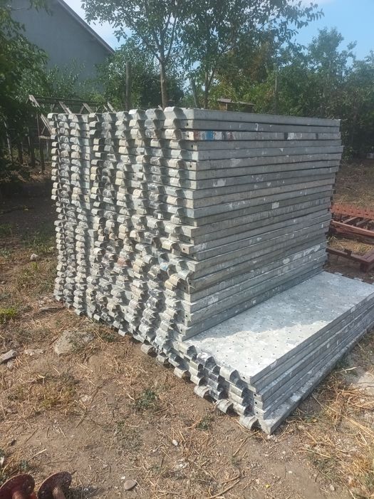 Vand schela metalica