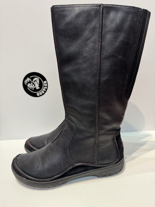 Ботуши CLARKS .Номер 38