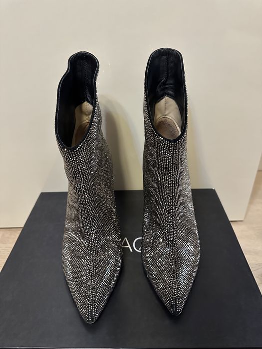 Ghete Nissa cu pietre