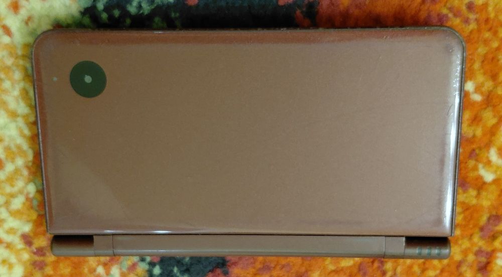 Consola Nintendo DSi XL modata