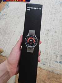 Продам часы в новом состояние Samsung Watch 5 pro ,флагман
