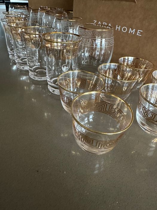 Сет чаши на Версаче от Zara Home