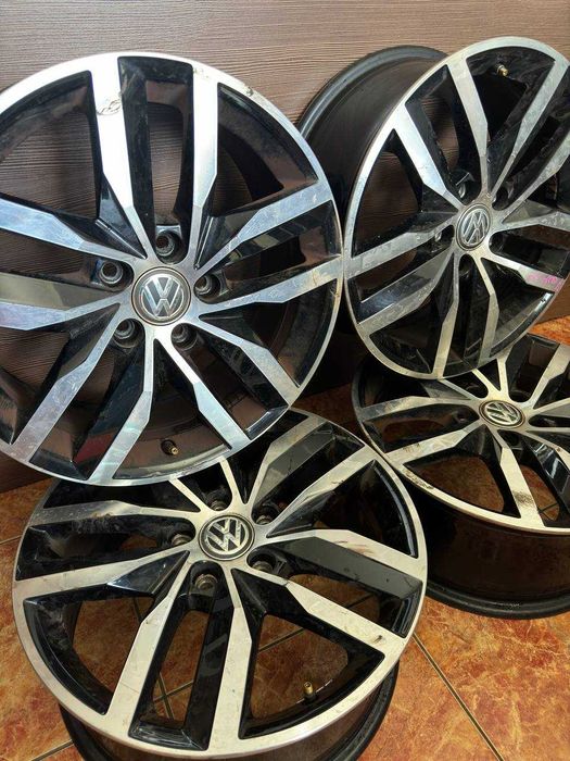AUTO KRAFT Диски титановые VW R17 ET49 7J (5x112) (1к-т 4шт) ОАЭ-43