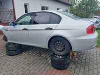 Dezmembrez bmw seria 320d e90