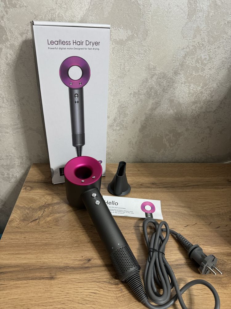 Фен  для волос Dyson