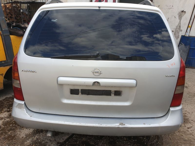 Hayon Portbagaj Dezechipat cu Luneta Geam Sticla Opel Astra G Caravan Break 1998 - 2004 Culoare Z157