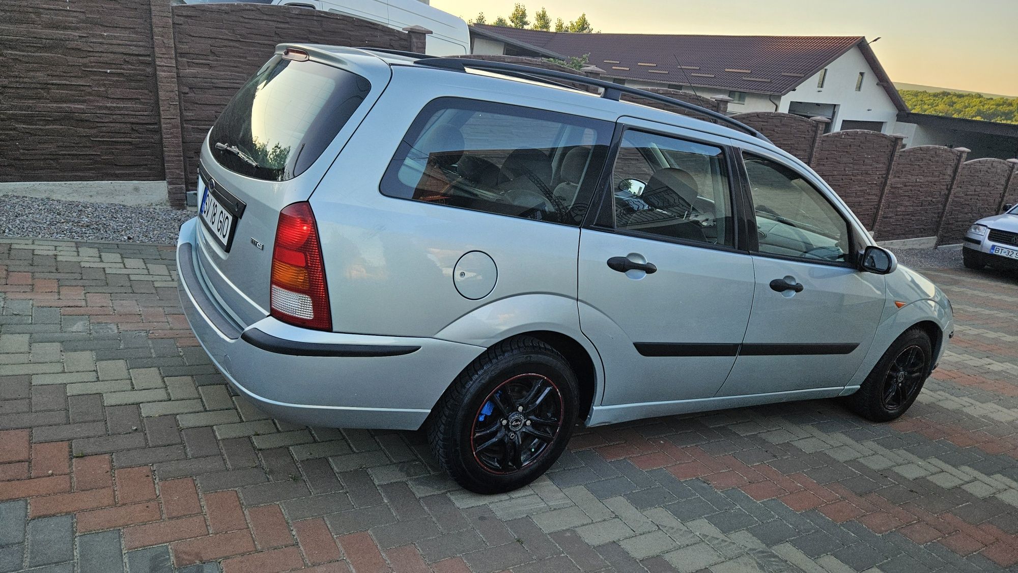 Ford focus 1.8 154 mii km impecabill