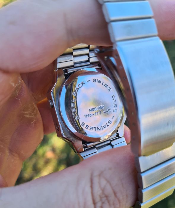 Ceas Vanguard LCD Digital Electronic Barbati Retro Vechi Accesorii