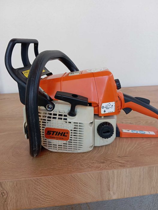 Продавам резачка STIHL MS 210 C