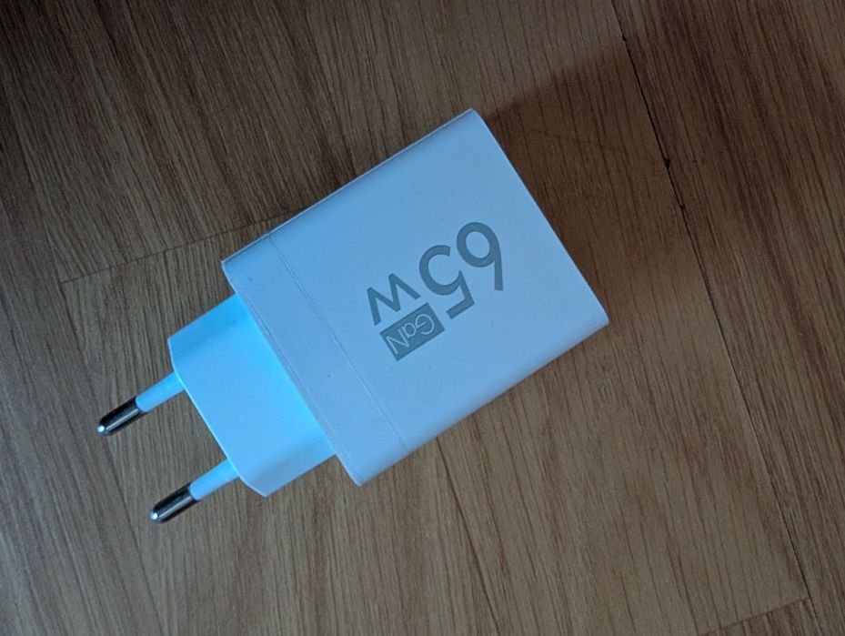 Încărcător android cu type c 65w fast charge QC
