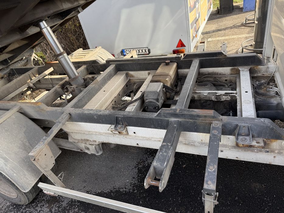 Mercedes Sprinter basculabil pe 3 parti