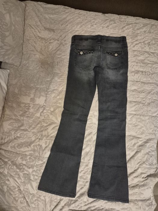 Дънки с камъчета