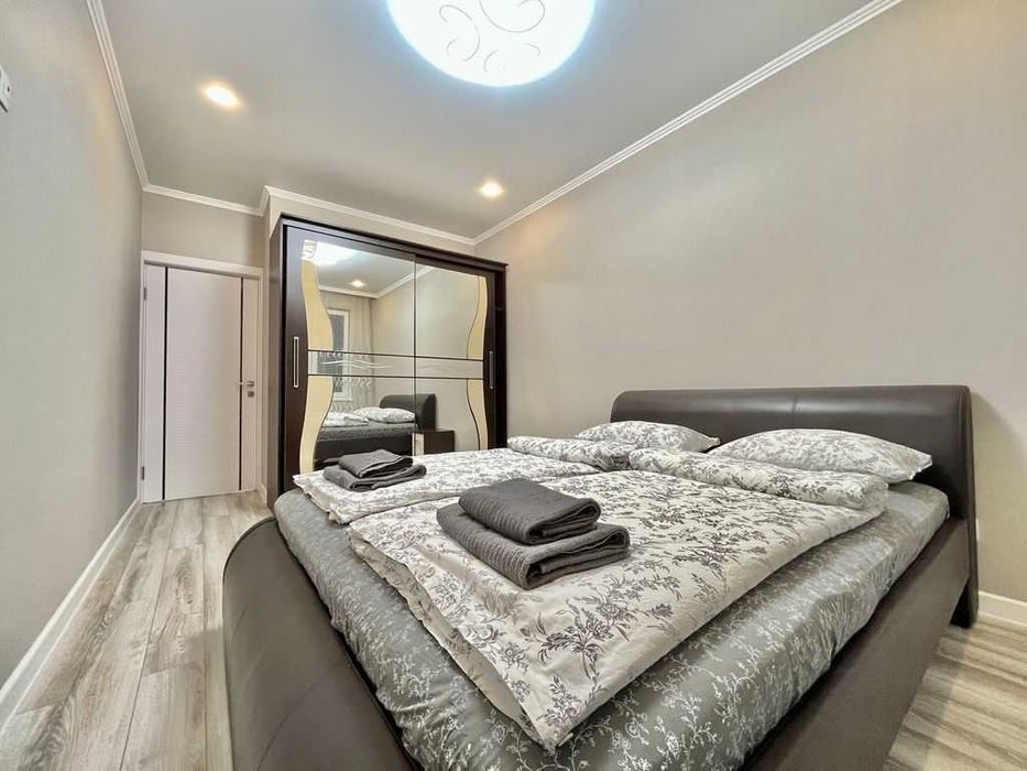 Сдаются 3-комнатные апартаменты на левом берегу