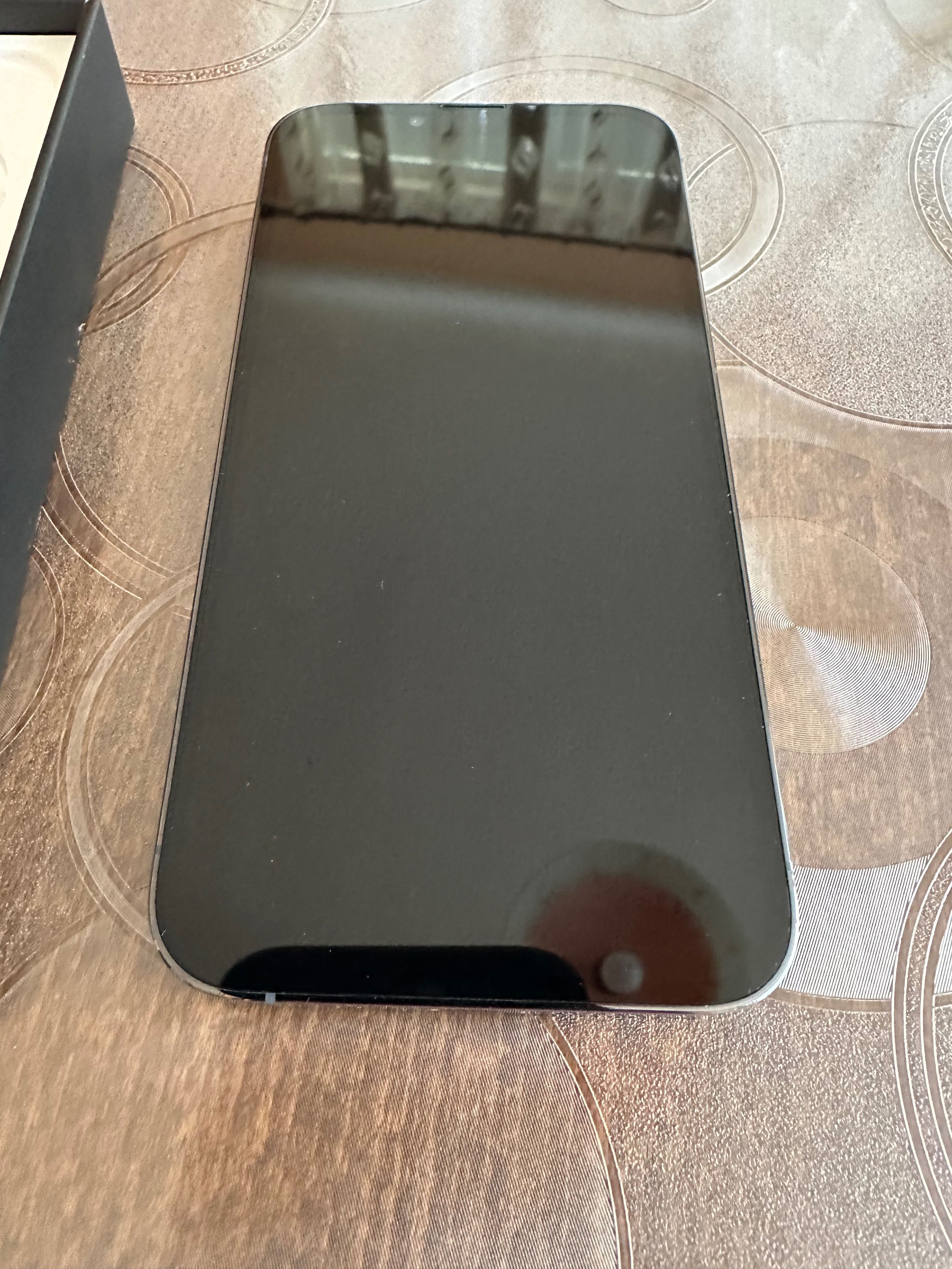 Продавам Iphone 13 Pro