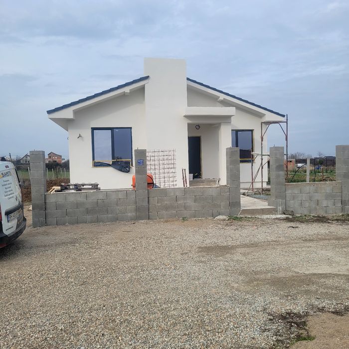 Vând casa Oradea trei dormiare