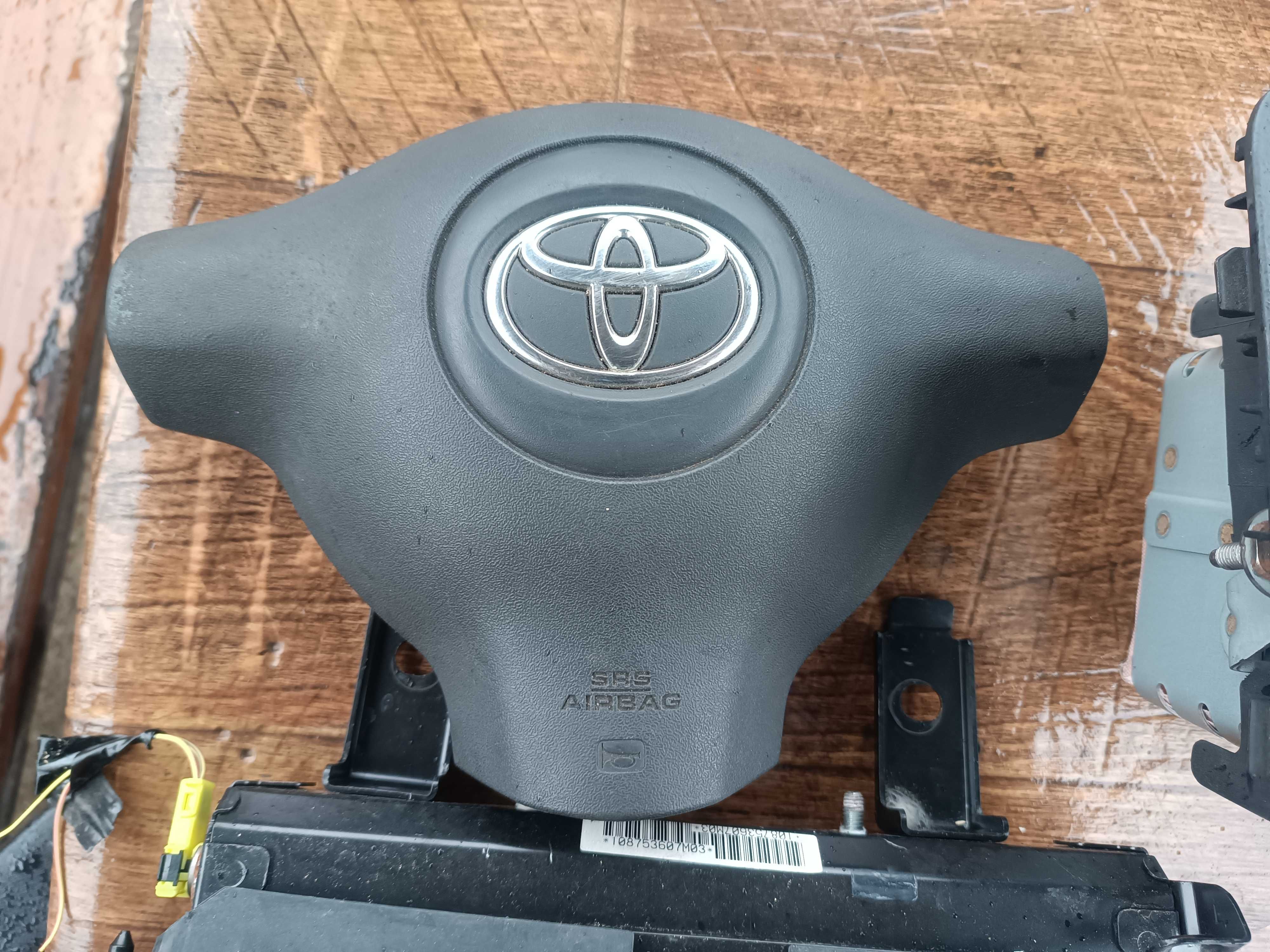 Аербег табло, волан за Тойота Ярис / Toyota Yaris  до 2004г.