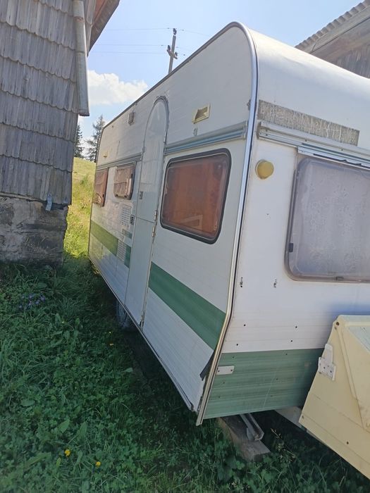 Vând rulotă comercială/fast-food