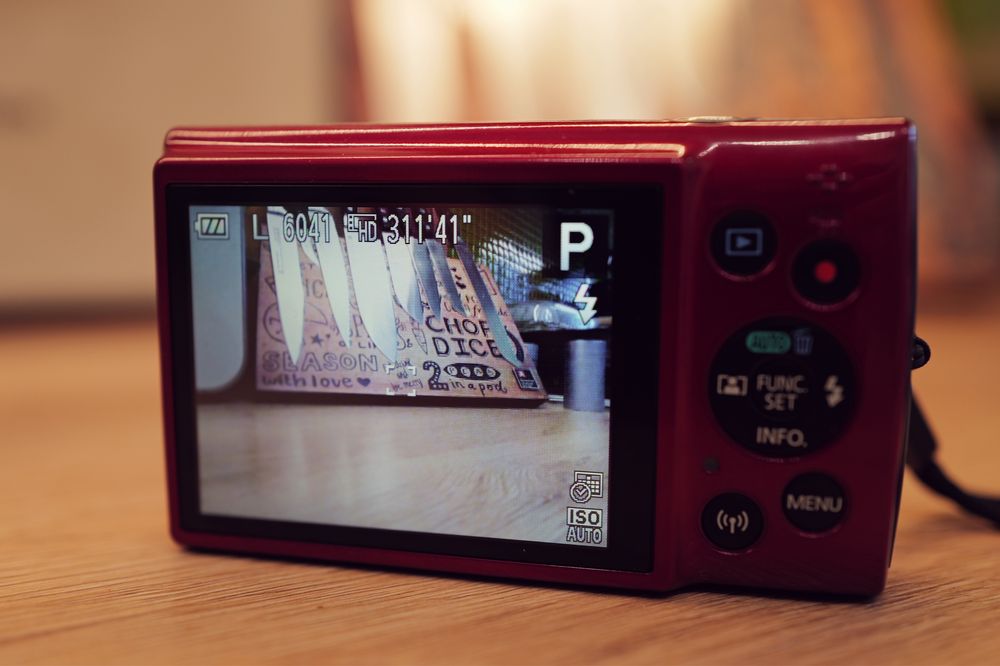 Aparat foto Canon Ixus 180 Rosu WiFi 20Mp ITP wireless Card  data ora