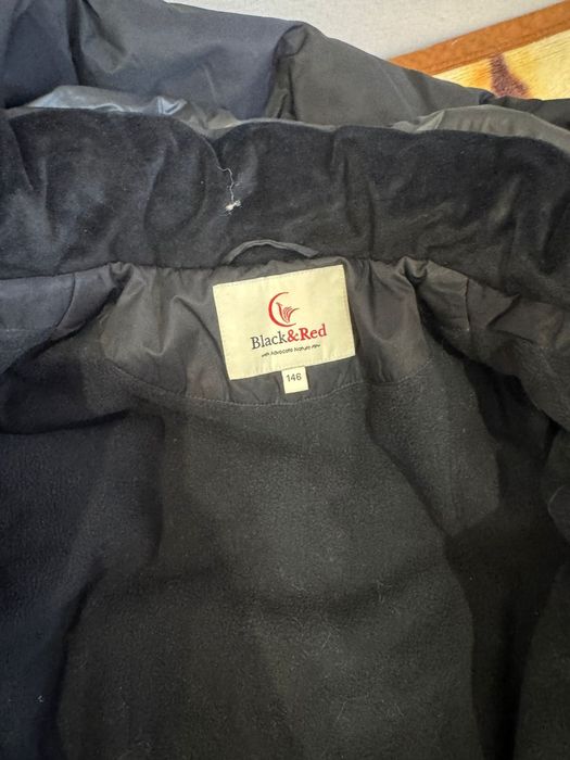 Продам детскую зимнюю куртку