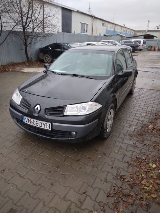 Vând Renault megane