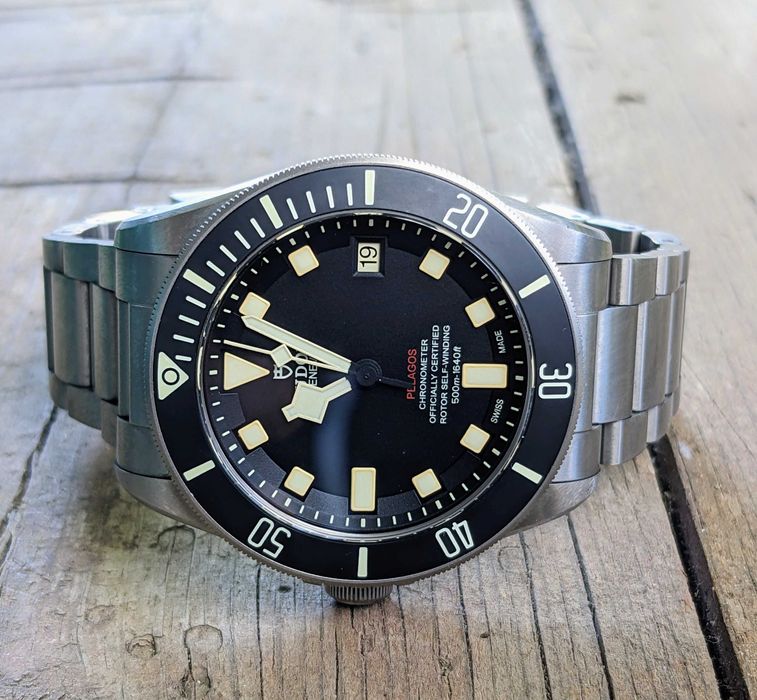 Tudor Pelagos LHD 25610TNL