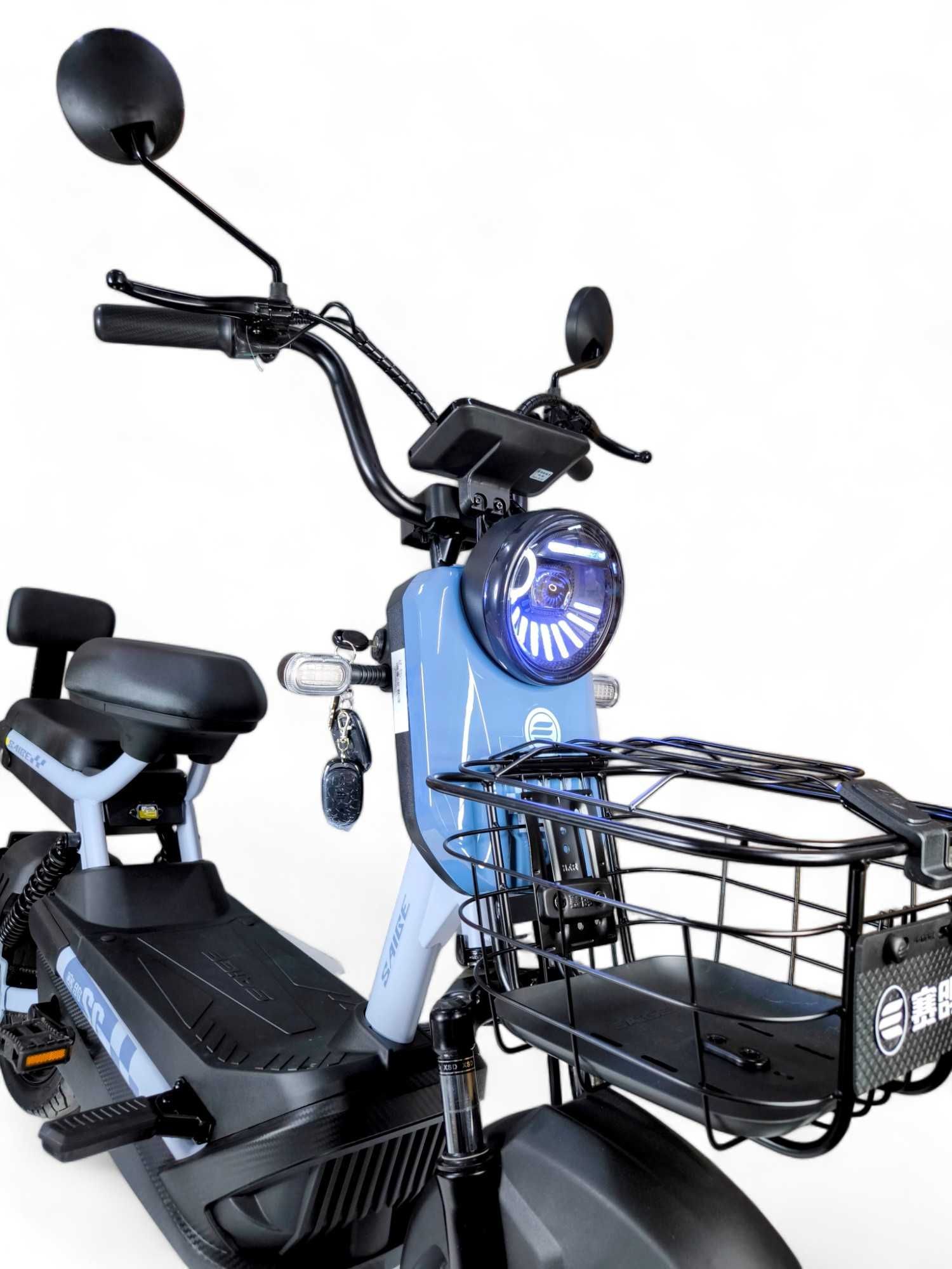 Електрически скутер с педали MaxMotors Super Crown 750W/48V/15Ah