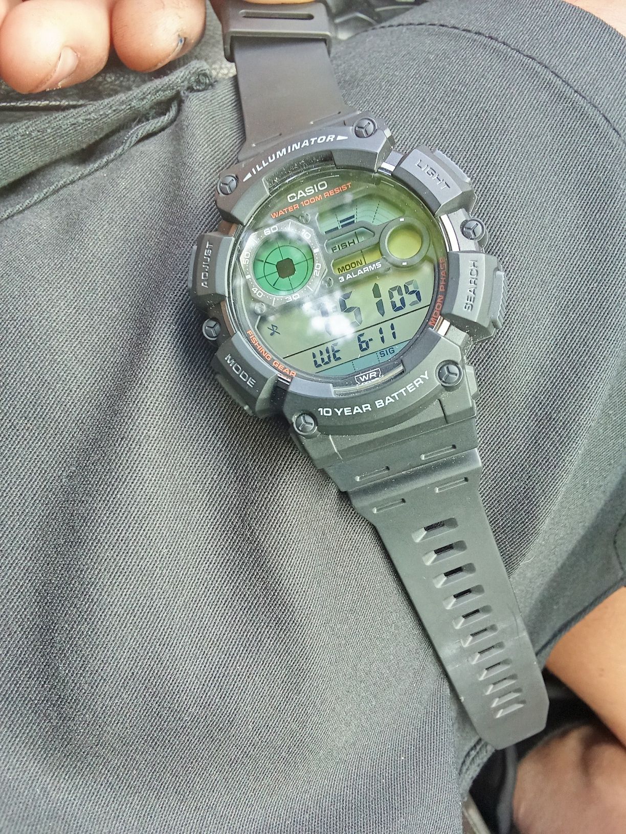 Рибарски часовник Casio Illuminator Нов