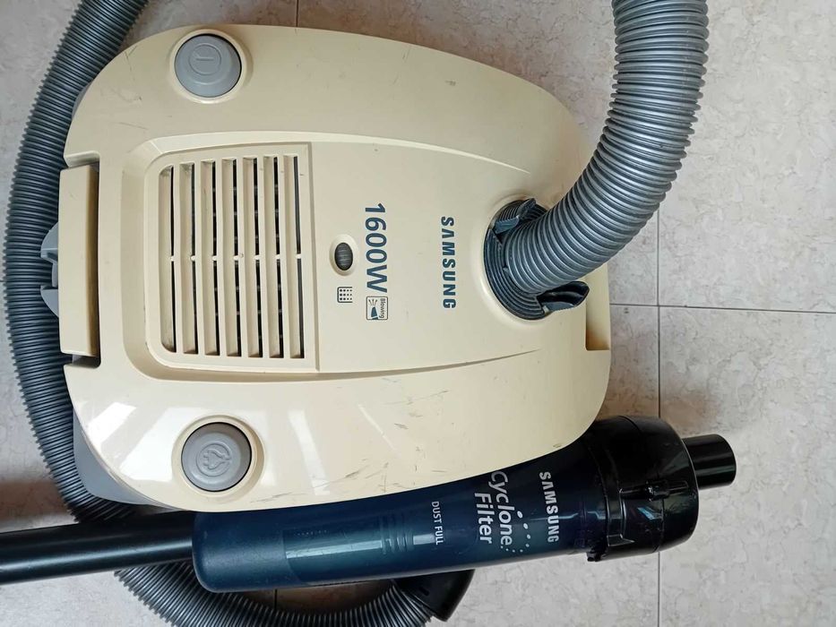 Прахосмукачка Zanussi