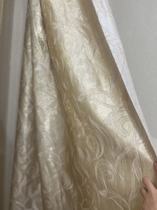 Продам италянские шторы 18метроа