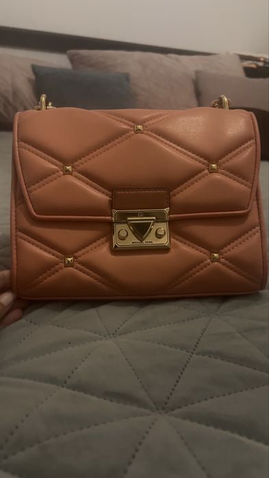 Patrizia pepe, Karl Lagerfeld , Michael Kors чанти