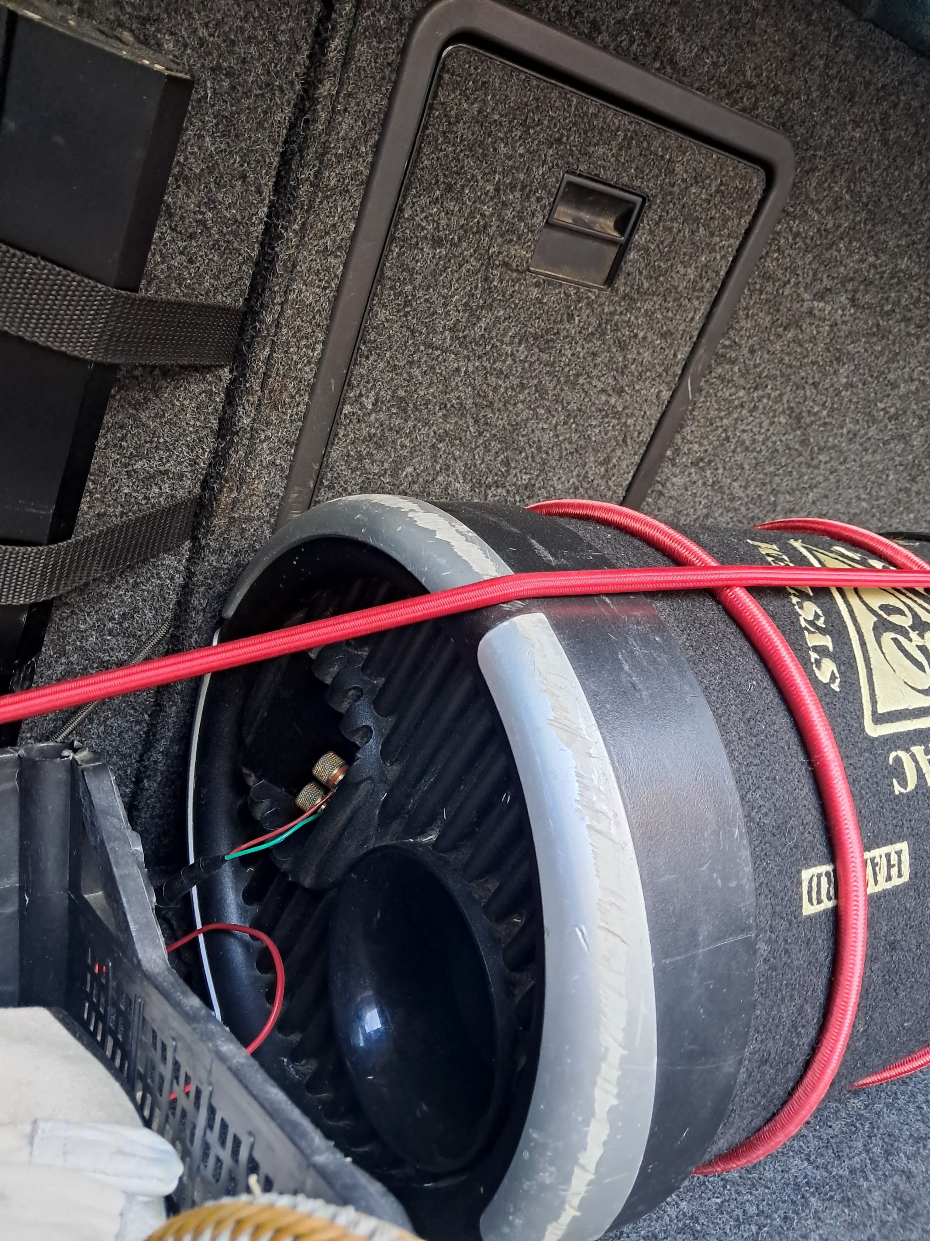 Subwoofer +amplificator auto